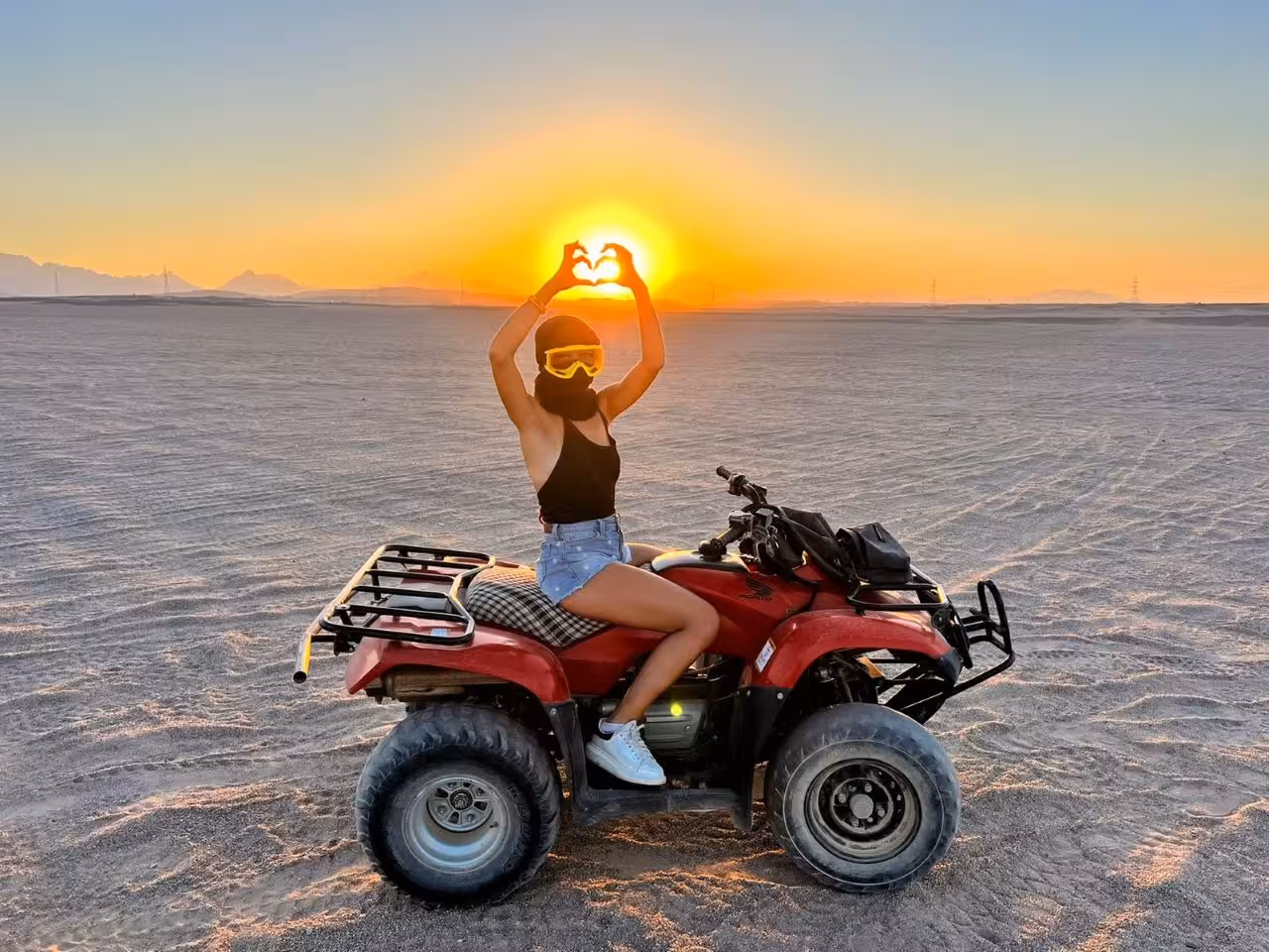 Hurghada stargazing with dinner